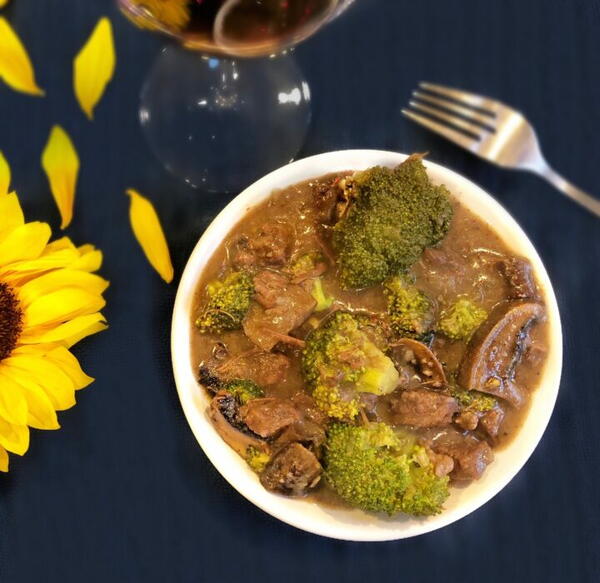 Veg And Non-veg Wine Pot Roast Beef Mushrooms Veg And Non-veg Wine Pot Roast | Beef | Mushrooms