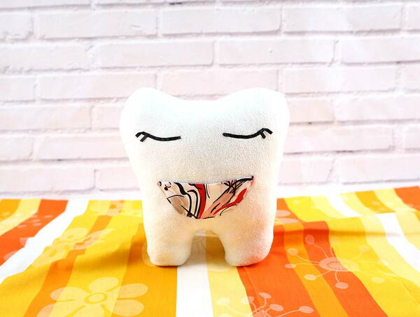 Easy Tooth Fairy Pillow with Pattern Easy Tooth Fairy Pillow (with Pattern)