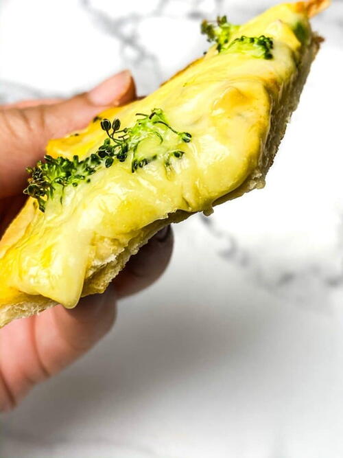 Broccoli And Cheese Pizza Broccoli And Cheese Pizza