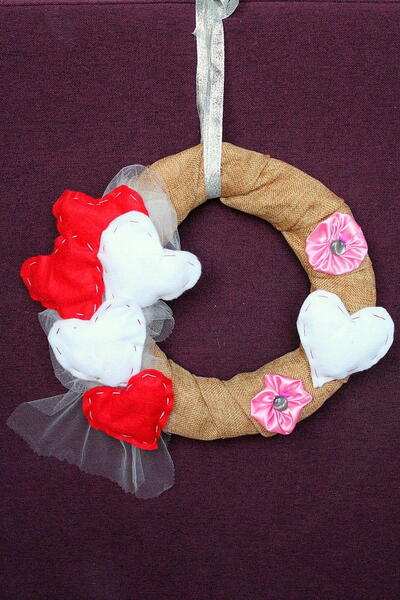 Diy Valentine Wreath Diy Valentine Wreath