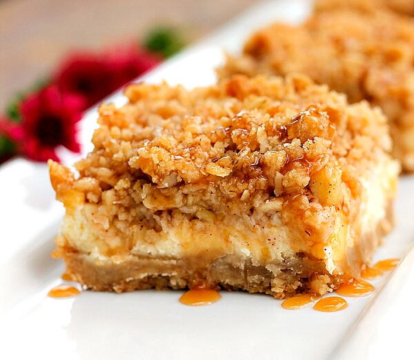 Caramel Apple Cheesecake Bars Caramel Apple Cheesecake Bars