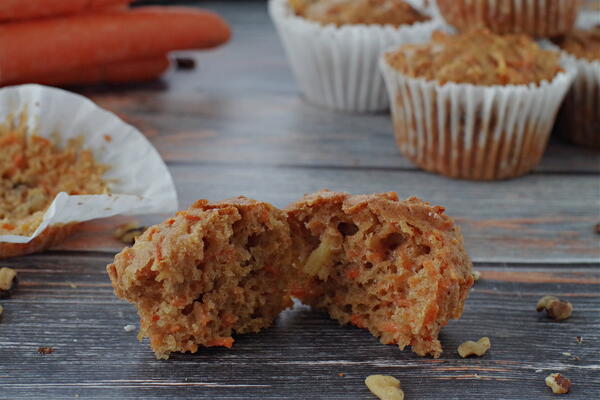 Healthy Carrot Muffins Healthy Carrot Muffins