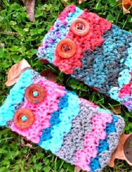 Button and Shell Ear Warmer Button and Shell Ear Warmer