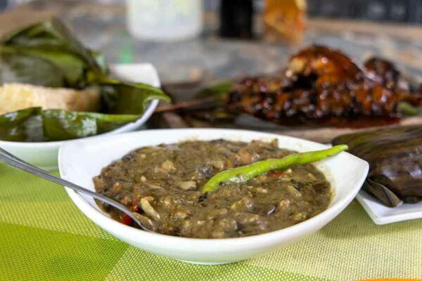 Taro Leaves in Coconut Milk