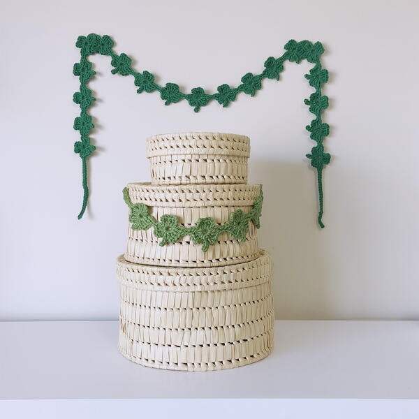 Endless Shamrock Garland Endless Shamrock Garland
