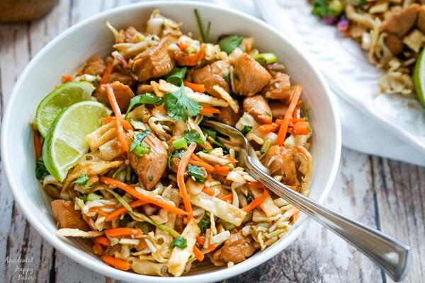 Wonton Chicken Taco Salad Wonton Chicken Taco Salad