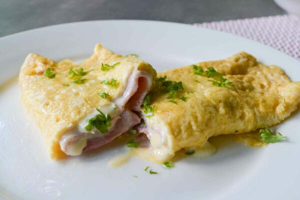Ham And Cheese Omelette Ham And Cheese Omelette