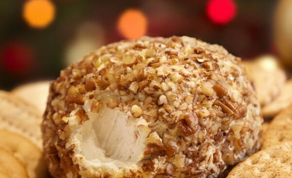 Smoky Gouda And Onion Cheese Ball Recipe Smoky Gouda And Onion Cheese Ball Recipe