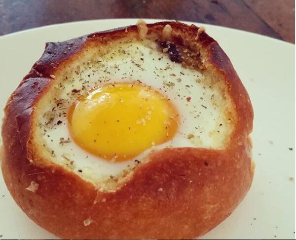 Baked Breakfast Bread Bowls Baked Breakfast Bread Bowls