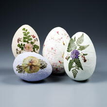 Handmade Eggs of Paper