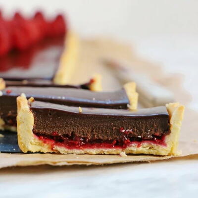 Chocolate Tart With Raspberries