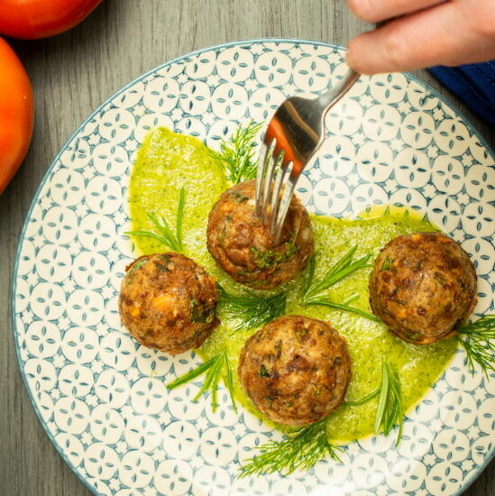 Mediterranean Meatballs With Dill Pesto Mediterranean Meatballs With Dill Pesto