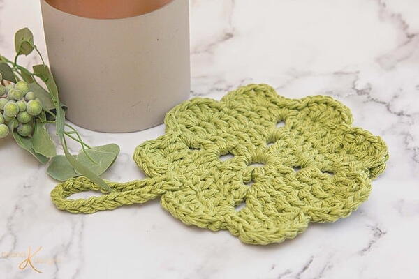 Shamrock Crochet Potholder Pattern Shamrock Crochet Potholder Pattern