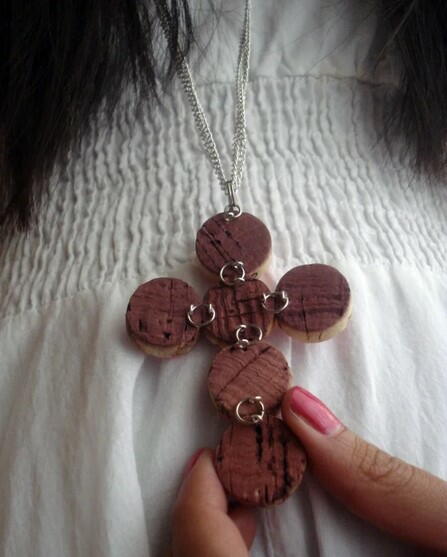 Wine Cork DIY Cross Necklace Wine Cork DIY Cross Necklace