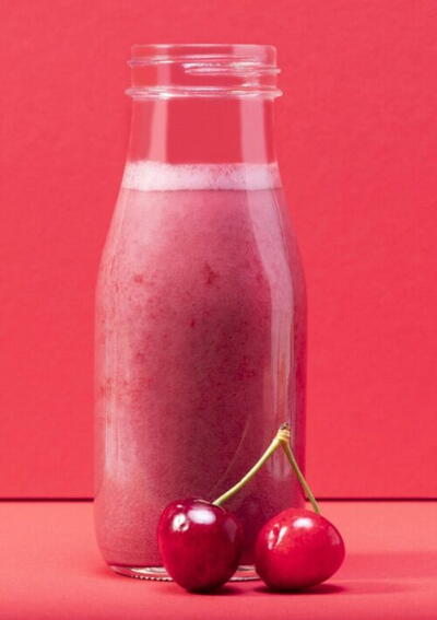 Fresh Cherry Smoothie With Almond Extract