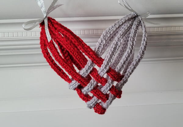 Woven Heart Basket Woven Heart Basket