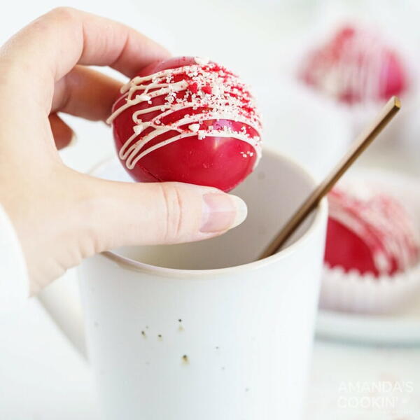Red Velvet Hot Cocoa Bombs Red Velvet Hot Cocoa Bombs