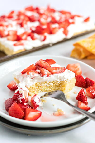 Slab Strawberry Shortcake Slab Strawberry Shortcake