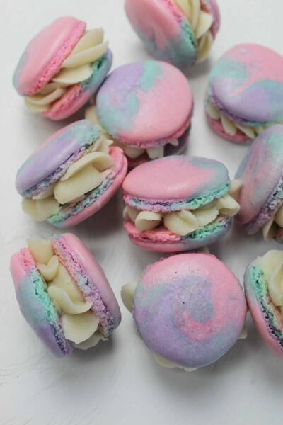 Tie Dye French Macarons Tie Dye French Macarons