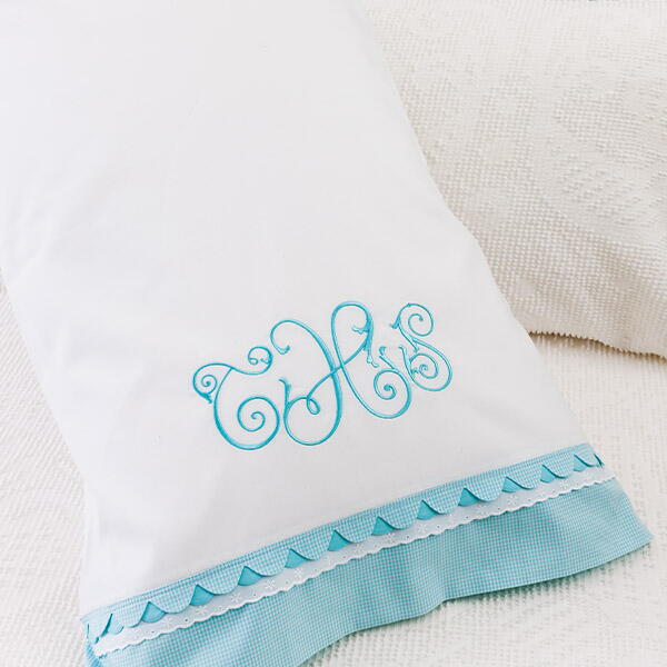 Double-Scalloped Pillowcase A Sewing  Embroidery Project