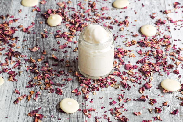 Firming Wild Rose Undereye Cream Firming Wild Rose Undereye Cream