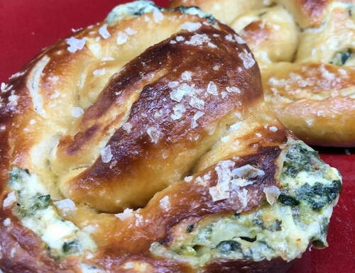 Beer Soft Pretzels Stuffed With Spinach Artichoke Dip Beer Soft Pretzels Stuffed With Spinach Artichoke Dip