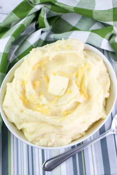 Smoked Gouda Mashed Potatoes Smoked Gouda Mashed Potatoes