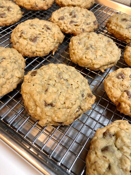 Blue Ribbon Oatmeal Chocolate Chip Cookies Blue Ribbon Oatmeal Chocolate Chip Cookies