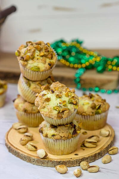 Pistachio Muffins Pistachio Muffins