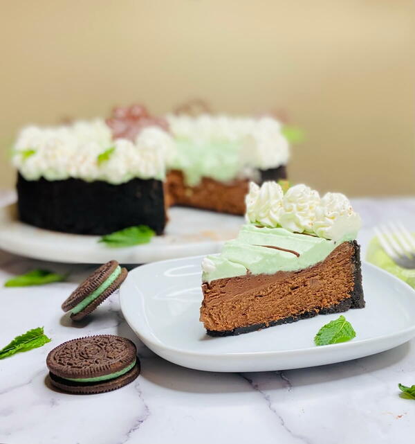Mint Chocolate Cheesecake Mint Chocolate Cheesecake