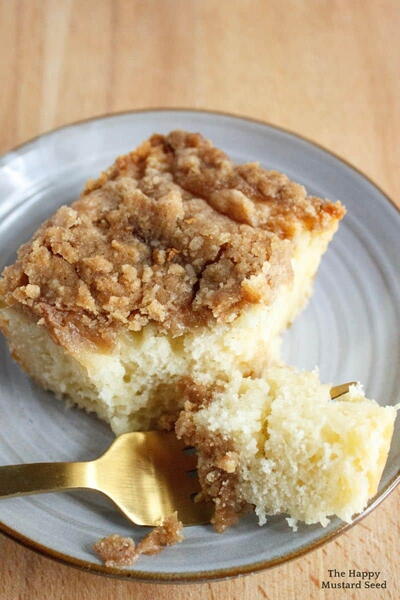 Quick And Easy Cinnamon Apple Crumb Cake Made From Scratch