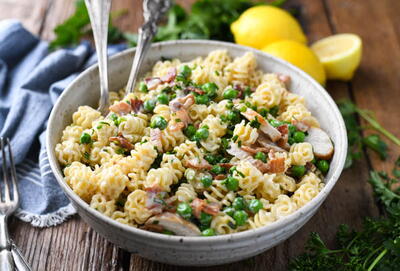 Creamy Chicken Pasta With Bacon, Lemon And Peas