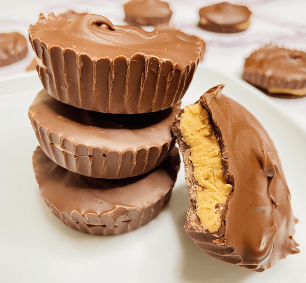 3-ingredient Homemade Peanut Butter Cups 3-ingredient Homemade Peanut Butter Cups