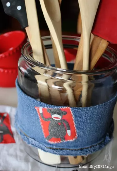 Repurposing Jeans Into Kitchen Decor Repurposing Jeans Into Kitchen Decor