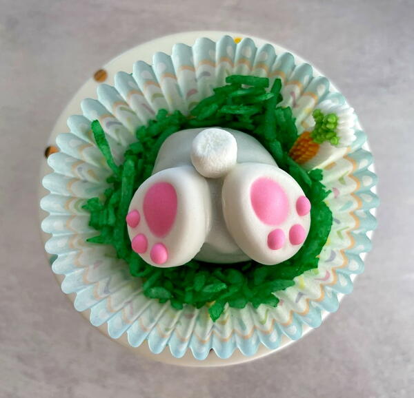 Bunny Carrot Cake Bites pops Bunny Carrot Cake Bites (pops)