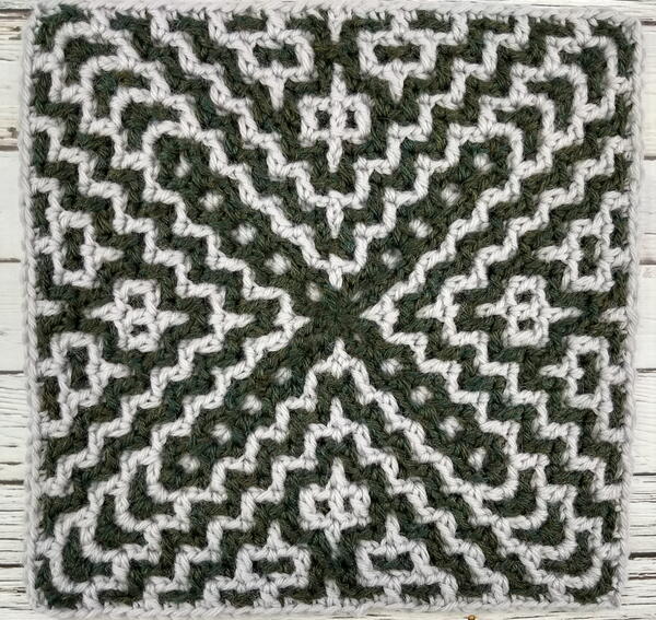 April Interlocking Square April Interlocking Square