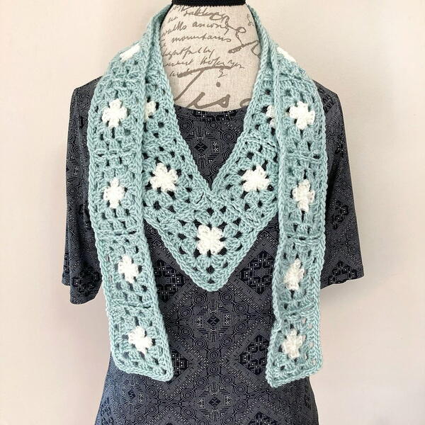 Granny Square V Scarf