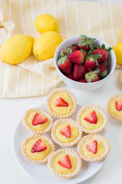 Mini Strawberry Lemon Tarts Mini Strawberry Lemon Tarts