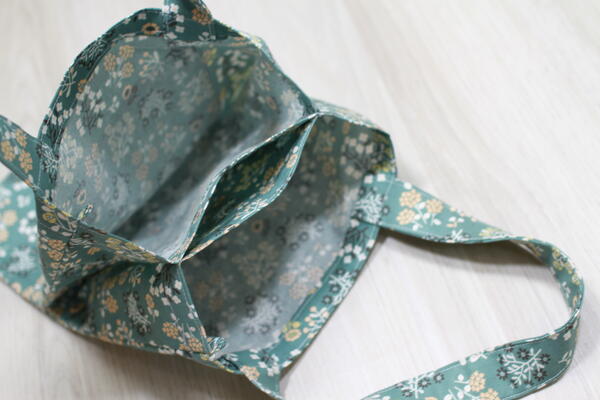 Simple Twin Bag With Partition Pocket Simple Twin Bag With Partition Pocket