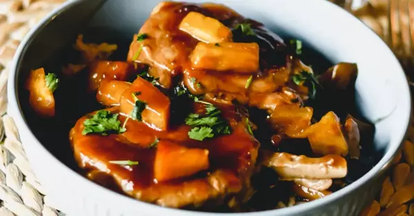 Hawaiian Slow Cooker Pork Chops Hawaiian Slow Cooker Pork Chops