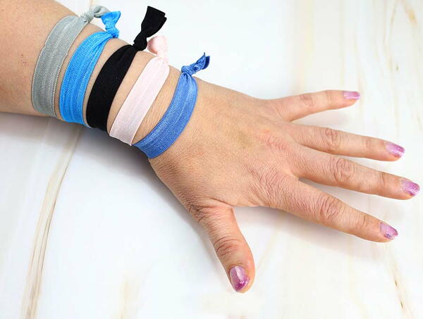 How To Make Elastic Hair Ties no Sew How To Make Elastic Hair Ties (no Sew)