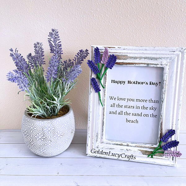 Mothers Day Picture Frame Embellished With Crochet Flowers Mother’s Day Picture Frame Embellished With Crochet Flowers