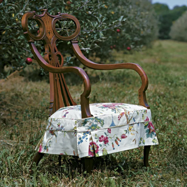 Slipcover a Chair Dressmaker Style Slipcover a Chair Dressmaker Style