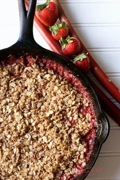 Strawberry Rhubarb Cast Iron Crisp Strawberry Rhubarb Cast Iron Crisp