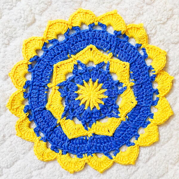 Blooming Flower Crochet Doily Blooming Flower Crochet Doily