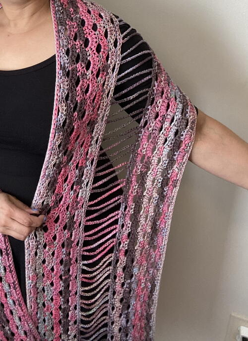 The Chained Arcade Shawl The Chained Arcade Shawl