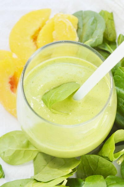 Peach Green Smoothie To Start Your Day Right Peach Green Smoothie To Start Your Day Right