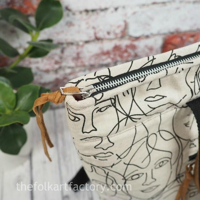 How To Add A Bound Top Zipper To A Bag Hint Its Easier Than You Think How To Add A Bound Top Zipper To A Bag. Hint: It's Easier Than You Think!