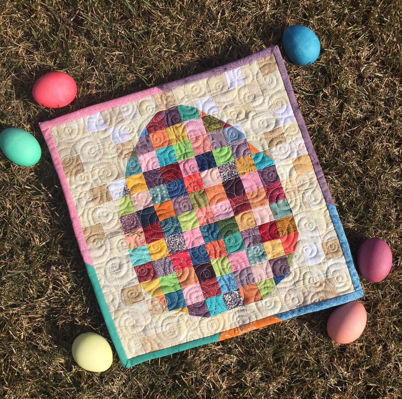 Easter Egg Quilt A Scrappy Mini Quilt Pattern