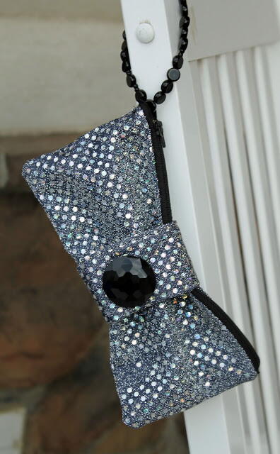 DIY Bow Clutch DIY Bow Clutch